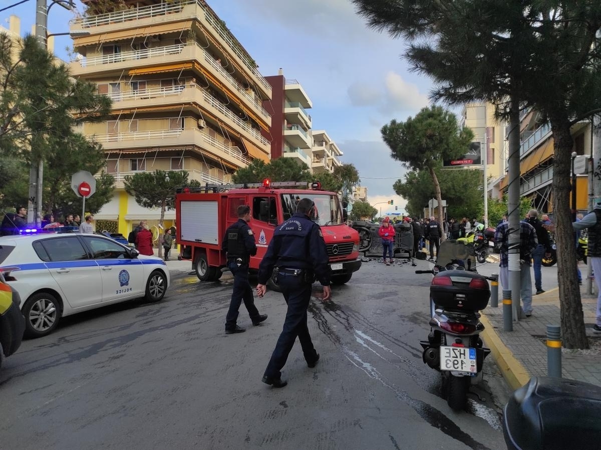 Πένθος για τον Νίκο Μάκο: Τραγικό τροχαίο στον Άλιμο -Βίντεο