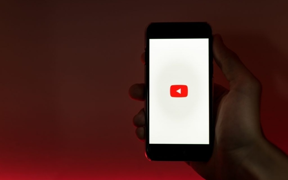 Έρχονται μεγάλες αλλαγές στο YouTube: Premium συνδρομή για βίντεο 4K και λειτουργίες όπως το TikTok>