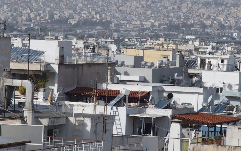 Έρχονται νέοι φόροι σε αυτοκίνητα και σπίτια: Όλα όσα πρέπει να γνωρίζετε>