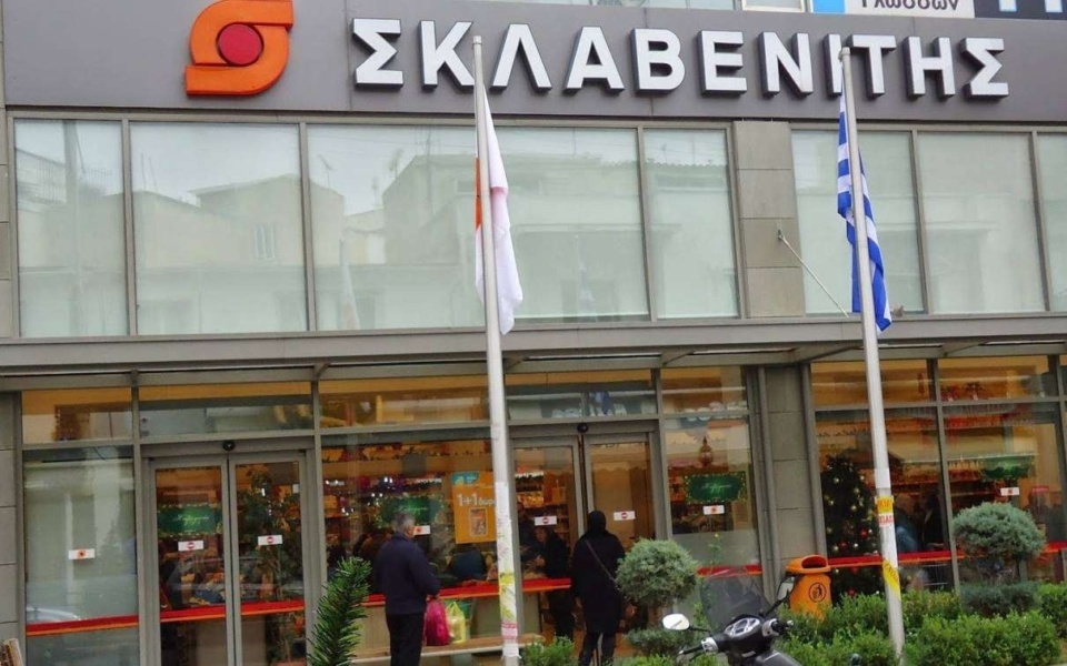 Όλα όσα πρέπει να γνωρίζουν οι πολίτες για την ηλεκτρονική απάτη: Ο Σκλαβενίτης κυριαρχεί στην ελληνική αγορά σούπερ μάρκετ με ρεκόρ τζίρου>