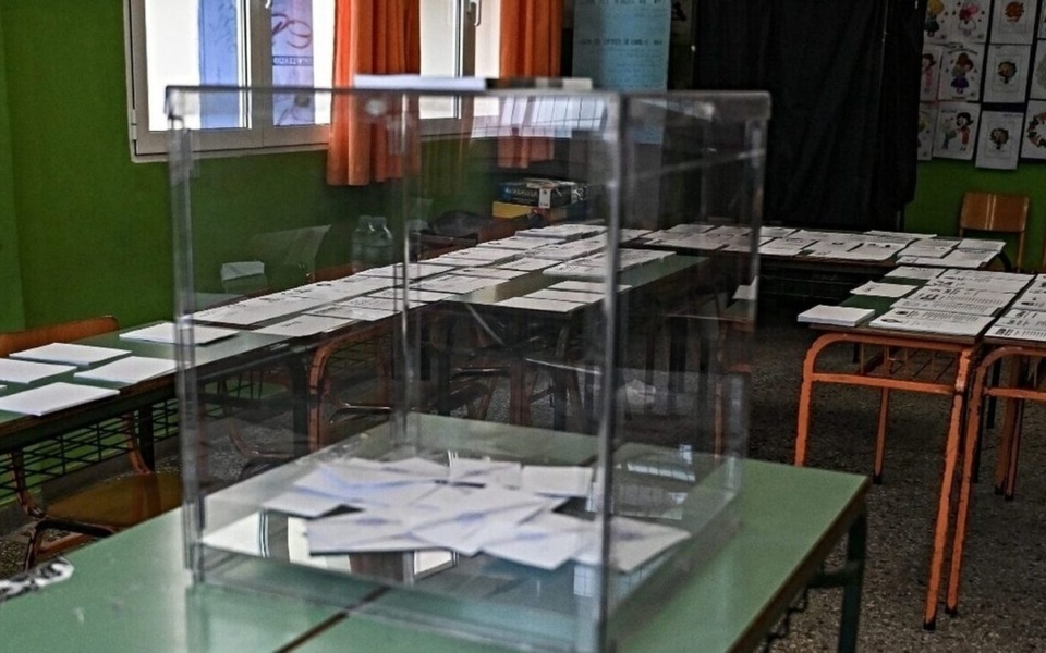 Exit Poll 2023: Η διαρροή του δεύτερου κύματος και οι ιστορικές διαφορές στο Κοινοβούλιο>